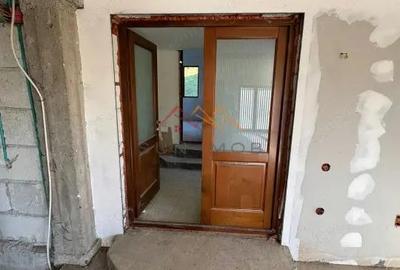 Vila S+P+E, priveliste deosebita, 6 camere, garaj, terasa, Cornu, PH - 17