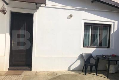 Casă cu 3 camere cu Teren 250 Mp în Central - 2