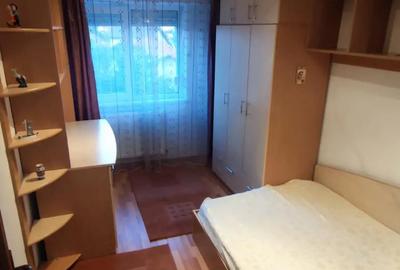 Apartament cu 3 camere decomandat, mobilat în Traian - 8
