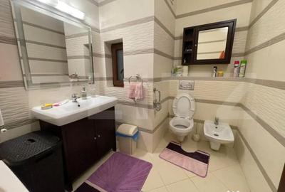 Casă cu 7 camere cu Teren 252 Mp în Semicentral - 15
