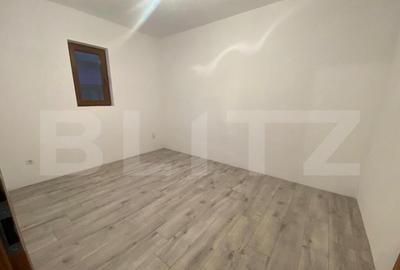 Casă cu 7 camere cu Teren 500 Mp în Central - 13