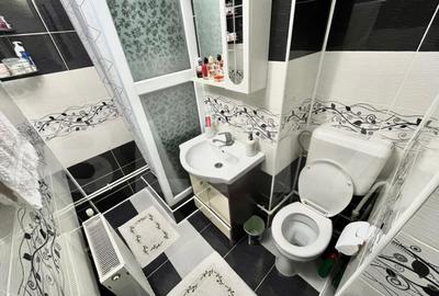 Apartament cu 2 camere semidecomandat în Micro 6 - 4