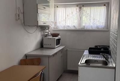 Apartament cu 2 camere decomandat în Cornișa - 6