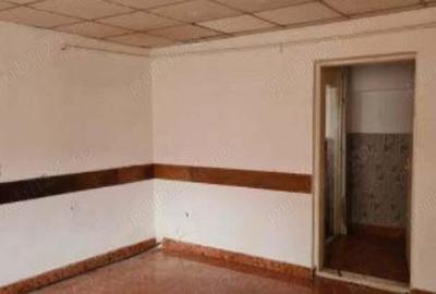 Casă cu 6 camere în Pucioasa - 1