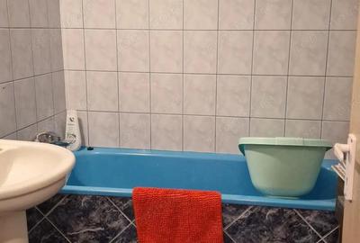 Apartament 4 camere. Zona Panselelor. Cu Centrala. - 2