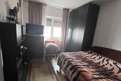 Apartament cu 3 camere decomandat în 1 Mai - 12