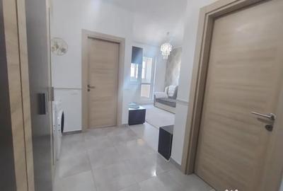 Garsonieră decomandată în Apărătorii Patriei