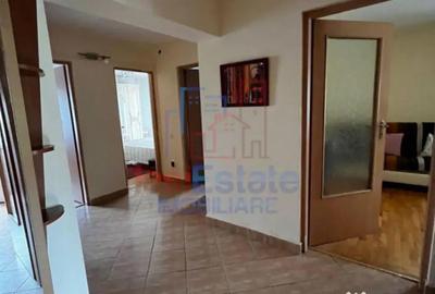 Apartament cu 3 camere decomandat, mobilat în Nicolina