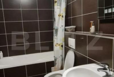 Apartament cu 2 camere decomandat, mobilat în Central