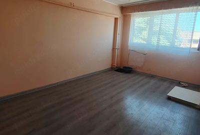 Garsonieră decomandată în Central - 5