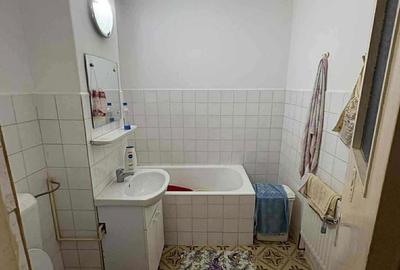 Apartament cu 3 camere decomandat în Simeria - 4