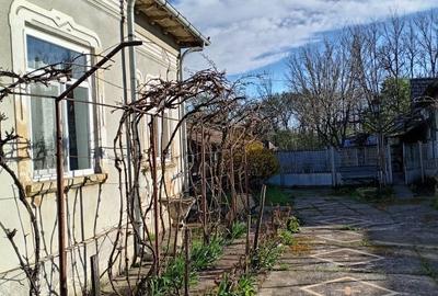 Casă cu 4 camere în Boureni - 6