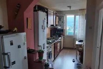 Apartament 3 camere mobilat - zona Astra - 4