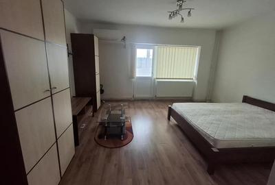 Nicolina ,ap o cam,mob si ut, 300 euro - 2