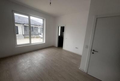 Casa individuala 4 camere in Tunari. - 5