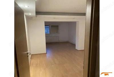 Apartament 2 camere Bucovina parter cu balcon si centrala - 1
