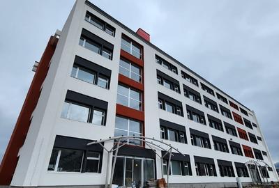 Spațiu comercial, de 3,250 mp, în Noua - 1