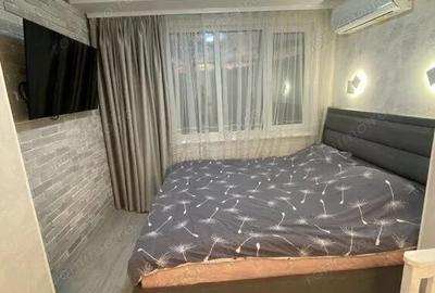 Va propunem spre inchiriere un apartament cu 2 camere, decomandat, situat in zona Aviatiei - 4