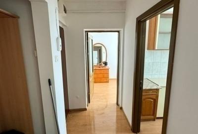 Apartament cu 3 camere semidecomandat în Podu Roș - 5