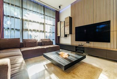 Casă individuală cu 12 camere cu Canalizare în Valea Oltului - 35