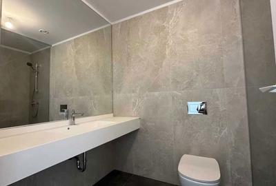 Apartament cu 3 camere semidecomandat în Exterior Vest