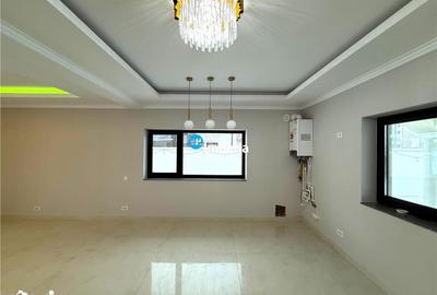 Casă cu 3 camere cu Teren 500 Mp în Valea Adâncă - 10