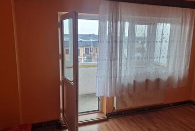 Apartament cu 3 camere decomandat în Central - 1