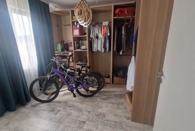 Casă cu 4 camere în Domnești - 2