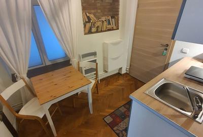 Apartament semidecomandat în Centrul Istoric - 7