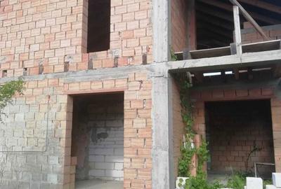 Casă cu 4 camere în Adămuș - 3