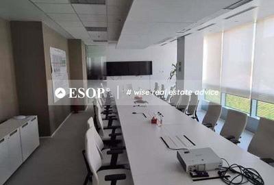 Spațiu comercial, de 150 mp, în Central - 3