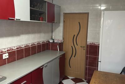 Tomis Nord/Ciresica, 2 camere, 50 mp, mobilat, utilat, gaze, termen lung 400 E - 5