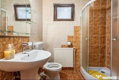 Apartament cu 9 camere decomandat în Mănăstirea Humorului - 6