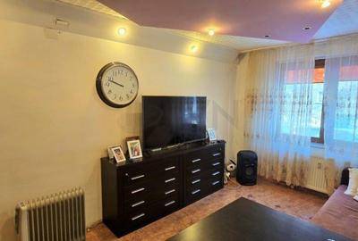 Apartament cu 4 camere semidecomandat în Crângași - 2