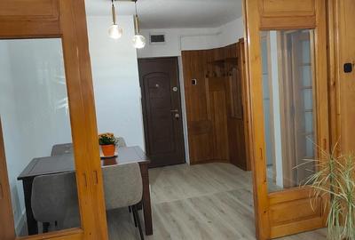 Apartament cu 3 camere semidecomandat în Central - 7