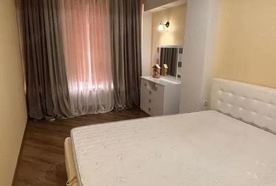 Garsonieră decomandată în Calea București - 2