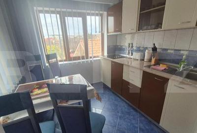 Pensiune turistica + casa de locuit, 315 mp, teren 761 mp, z - 7