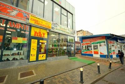 Militari Piata Veteranilor Spatiu Stradal, 24 Mp, Vitrina De Sticla - 6