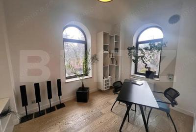 Casă cu Teren 1121 Mp în Central - 13