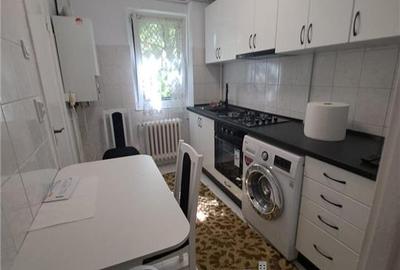 Apartament cu 2 camere semidecomandat, mobilat în Central - 9