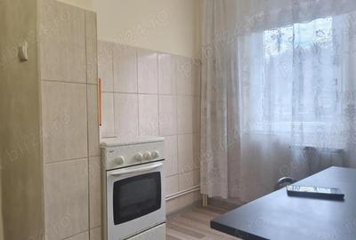 Garsonieră decomandată în Micro 15 - 1