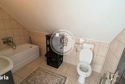 Casă cu 5 camere cu Teren 562 Mp în Hălchiu - 3