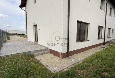 Duplex cu 5 camere cu Canalizare în Dragomirești-Deal - 3