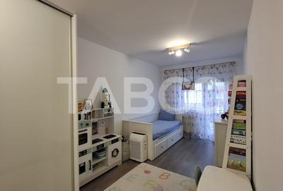 Apartament 3 camere de vanzare decomandat 60 mp zona Calea Surii Mici - 5