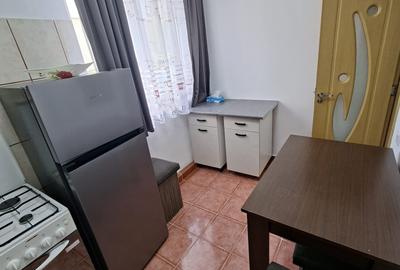 Garsonieră semidecomandată în Tractorul - 4