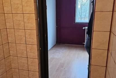 Garsoniera 18mp, Etaj 1, Zona Blascovici, Liceul CFR, Comision 0% - 6