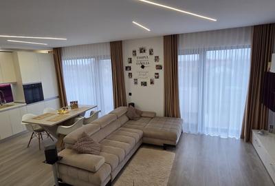 Apartament cu 3 camere decomandat în Românești - 2