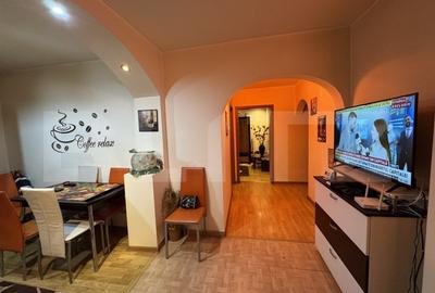 Apartament 4 camere, 80 mp, decomandat, zona 23 August - 7