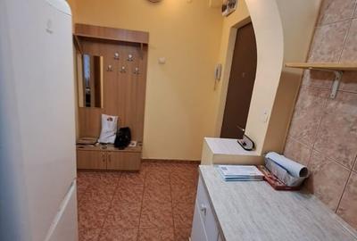 Vand apartament 2 camere Scoala 7 Botosani - 6