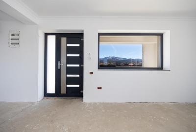 Casă individuală cu 3 camere cu Canalizare în Cristian - 11